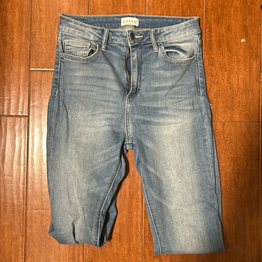 CELLO JEANS
